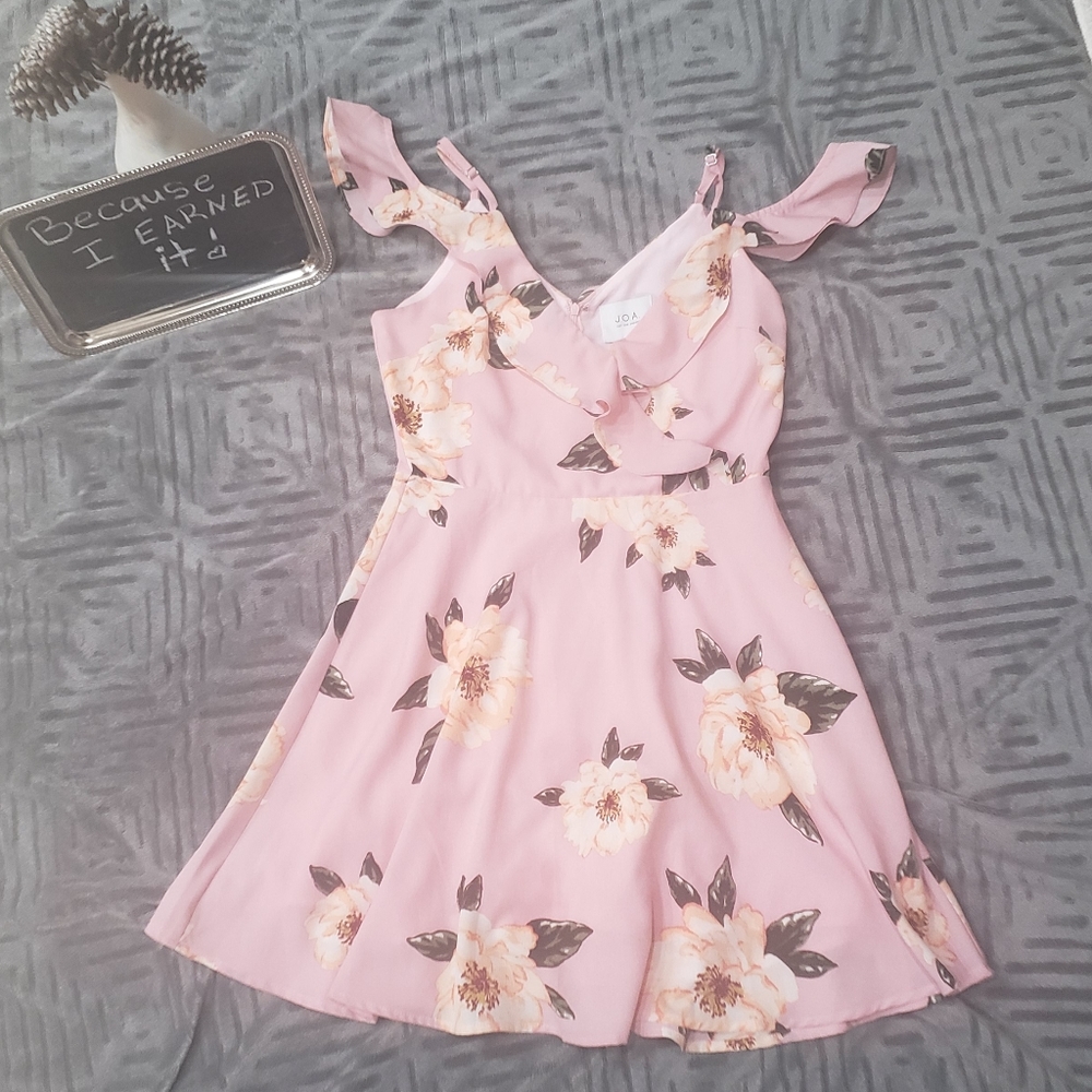 J.O.A ruffle flounce floral explosion faux wrap mini